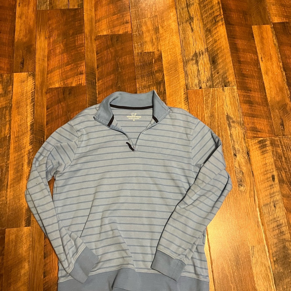 Vineyard vines pullover blue size medium